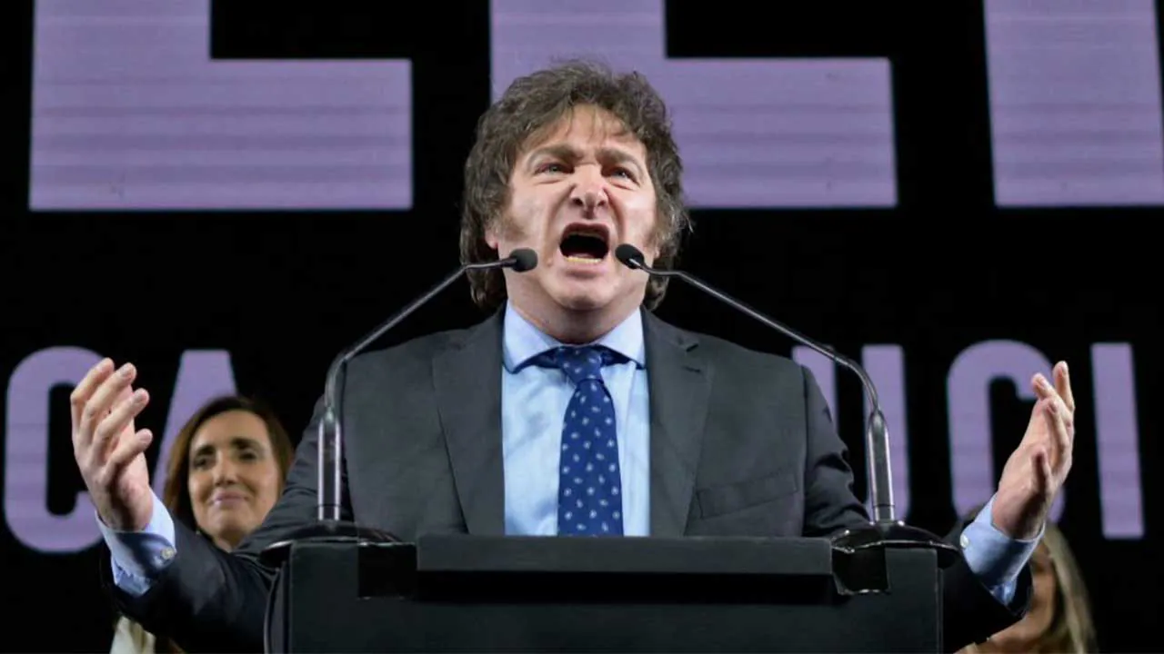 Ứng cử viên ủng hộ Bitcoin Javier Milei dẫn đầu trong cuộc bỏ phiếu tổng thống ở Argentina