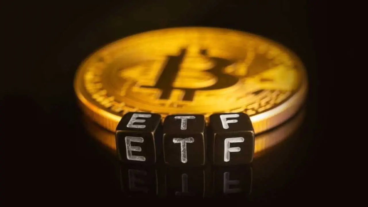 Bitcoin chạm 45K USD khi được thị trường chờ phê duyệt ETF