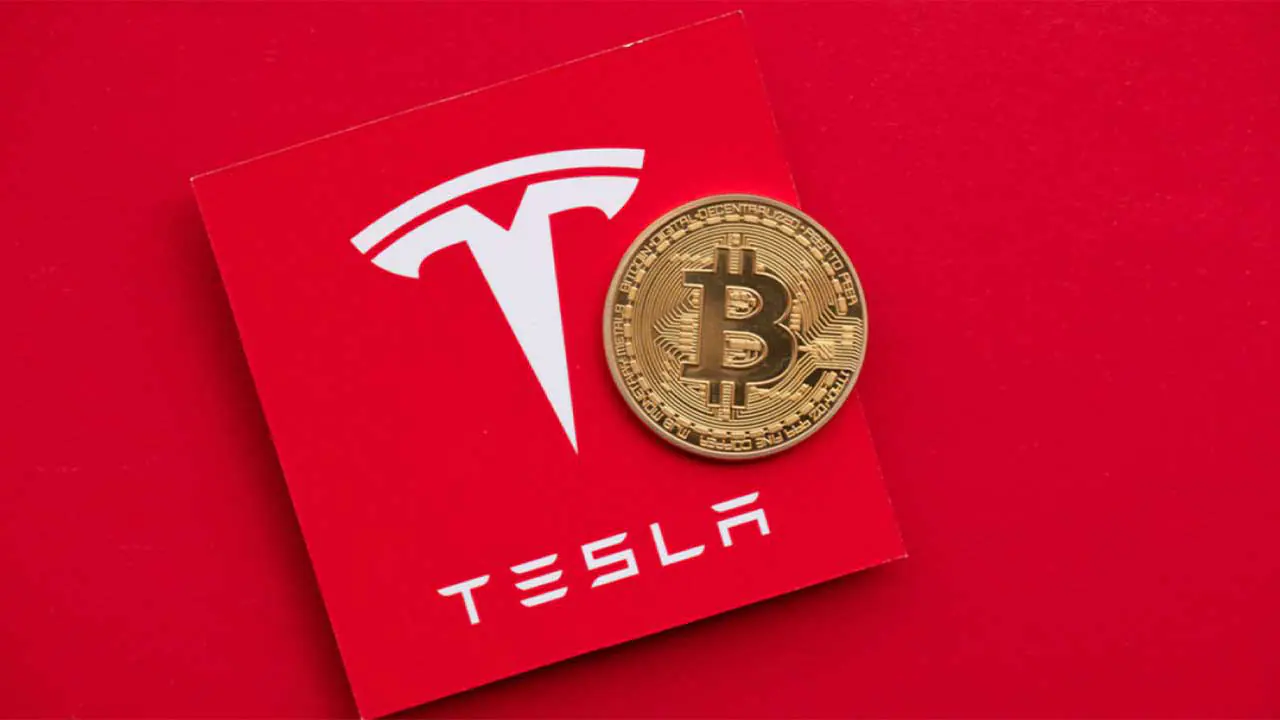 Tesla bán 70% số Bitcoin đang nắm giữ