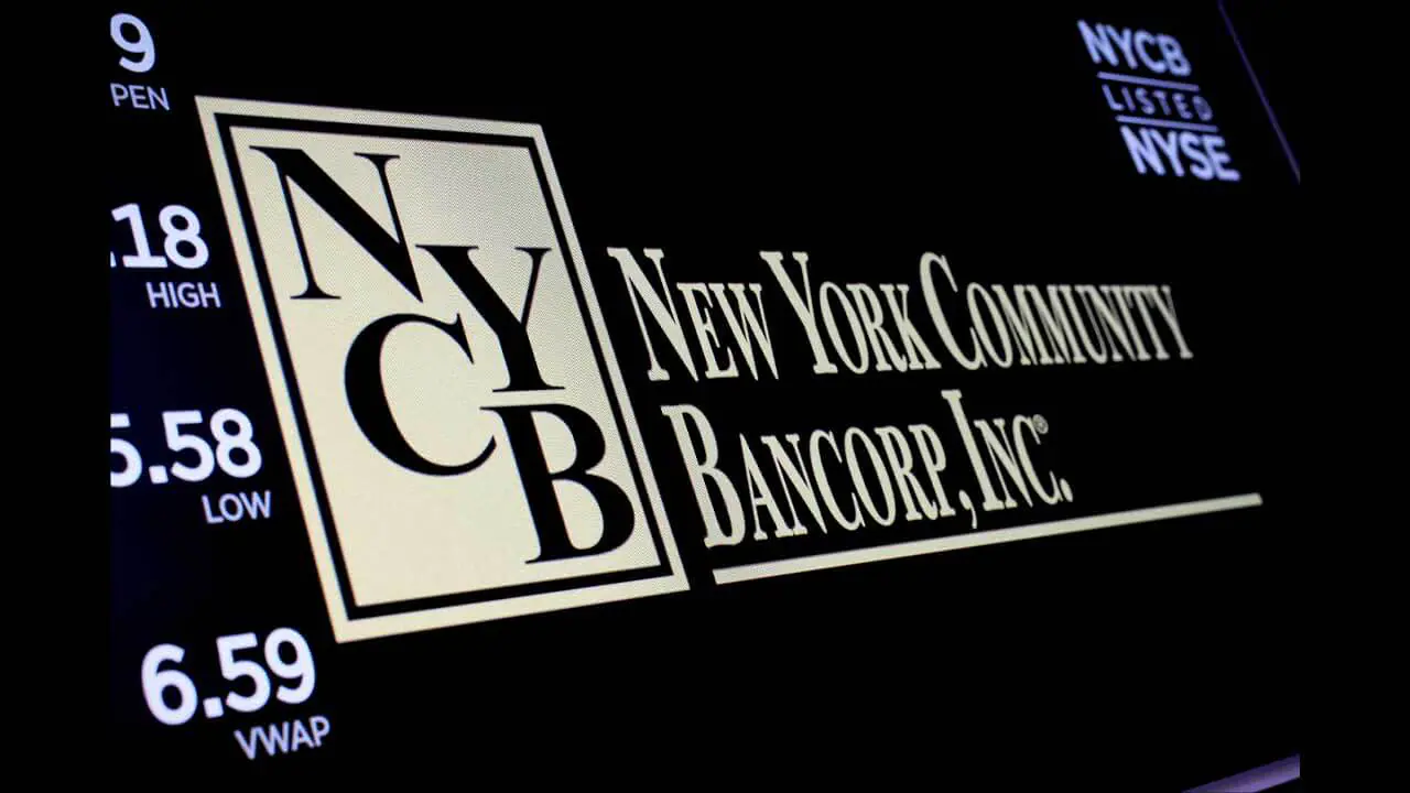 Cổ phiếu NYCB sụt giảm hơn 42%